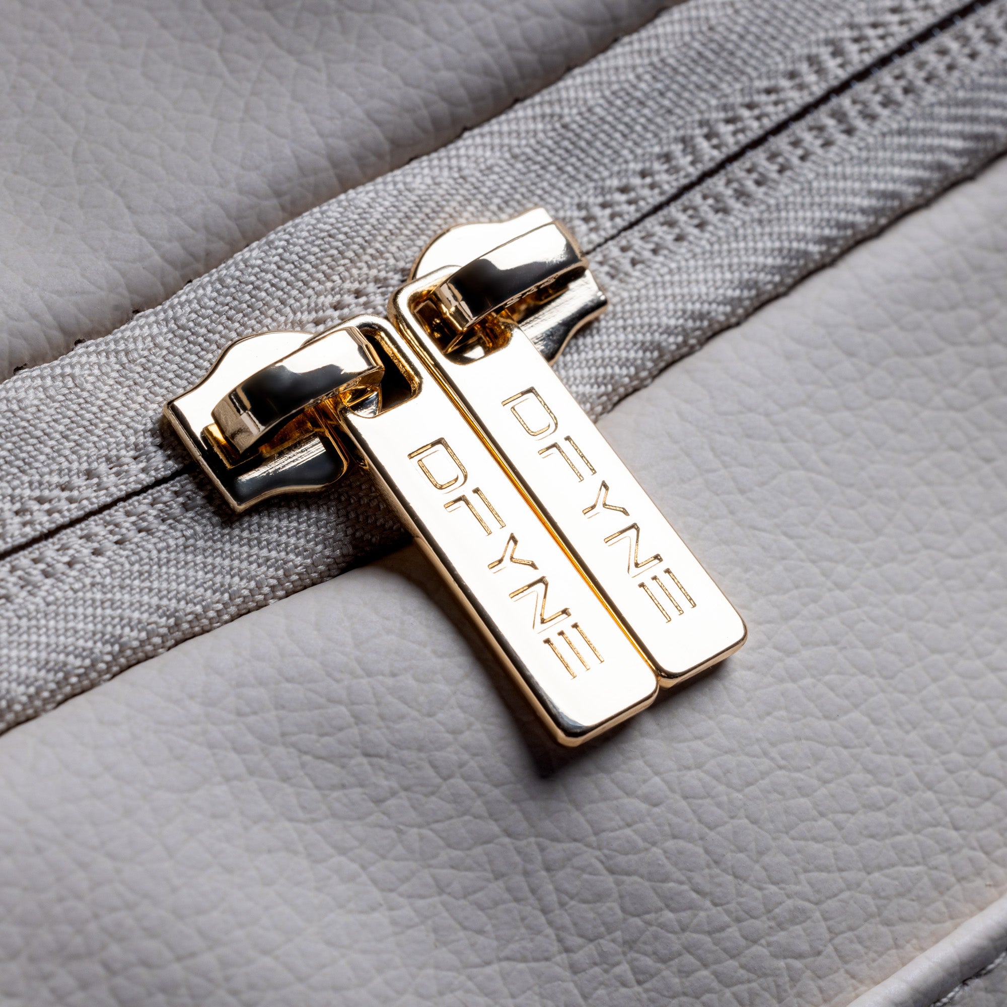 DFYNE Duffelbag Dame Hvite | 13964-FWLH