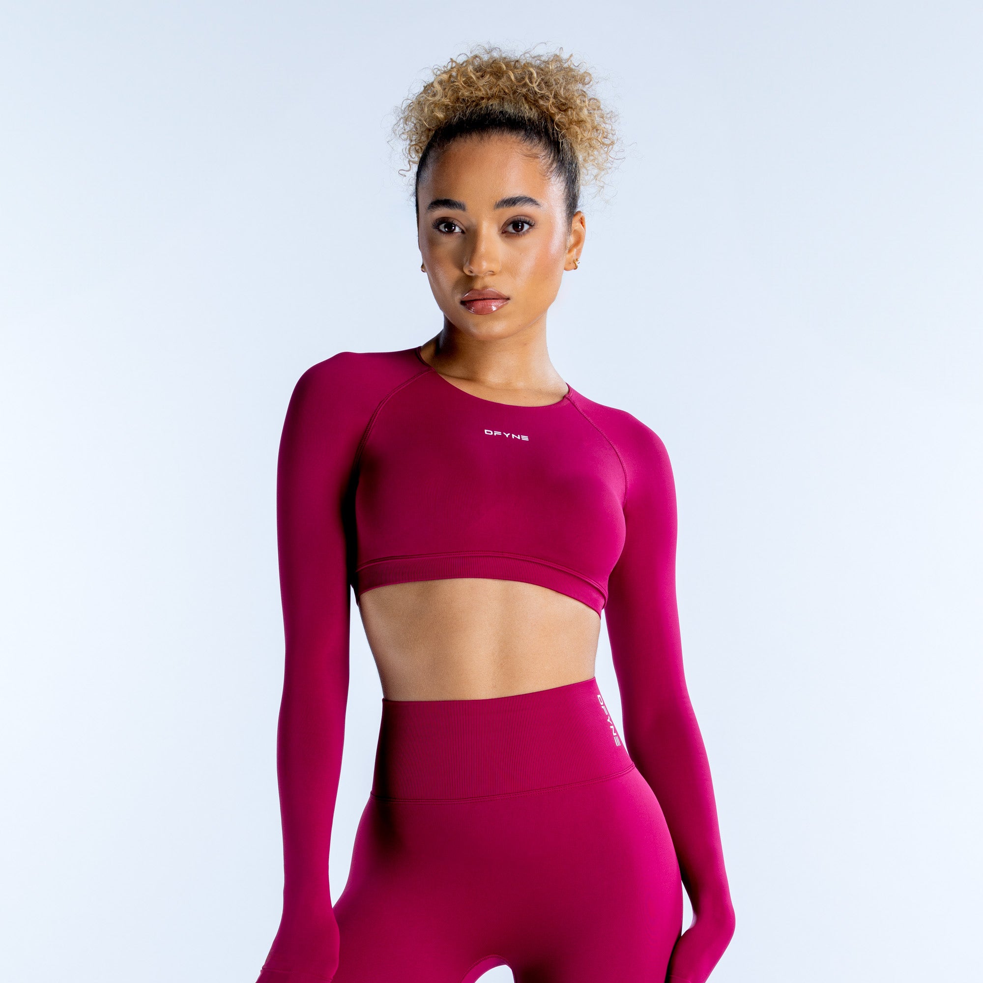 DFYNE Dynamic Long Sleeve Crop Top Dame Fuchsia | 54193-RGAO