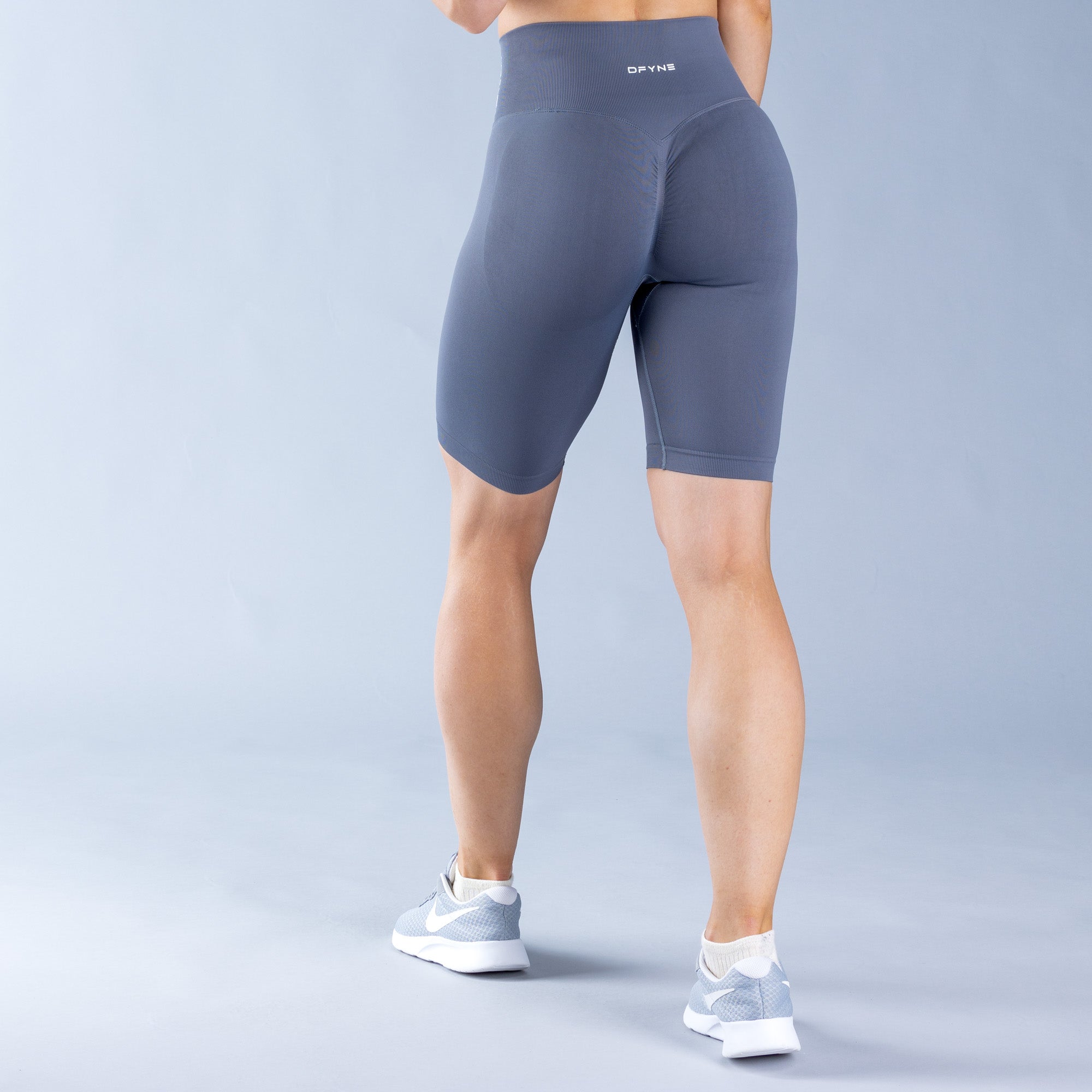 DFYNE Dynamic Shorts Dame Mørke Grå | 26901-NMUS