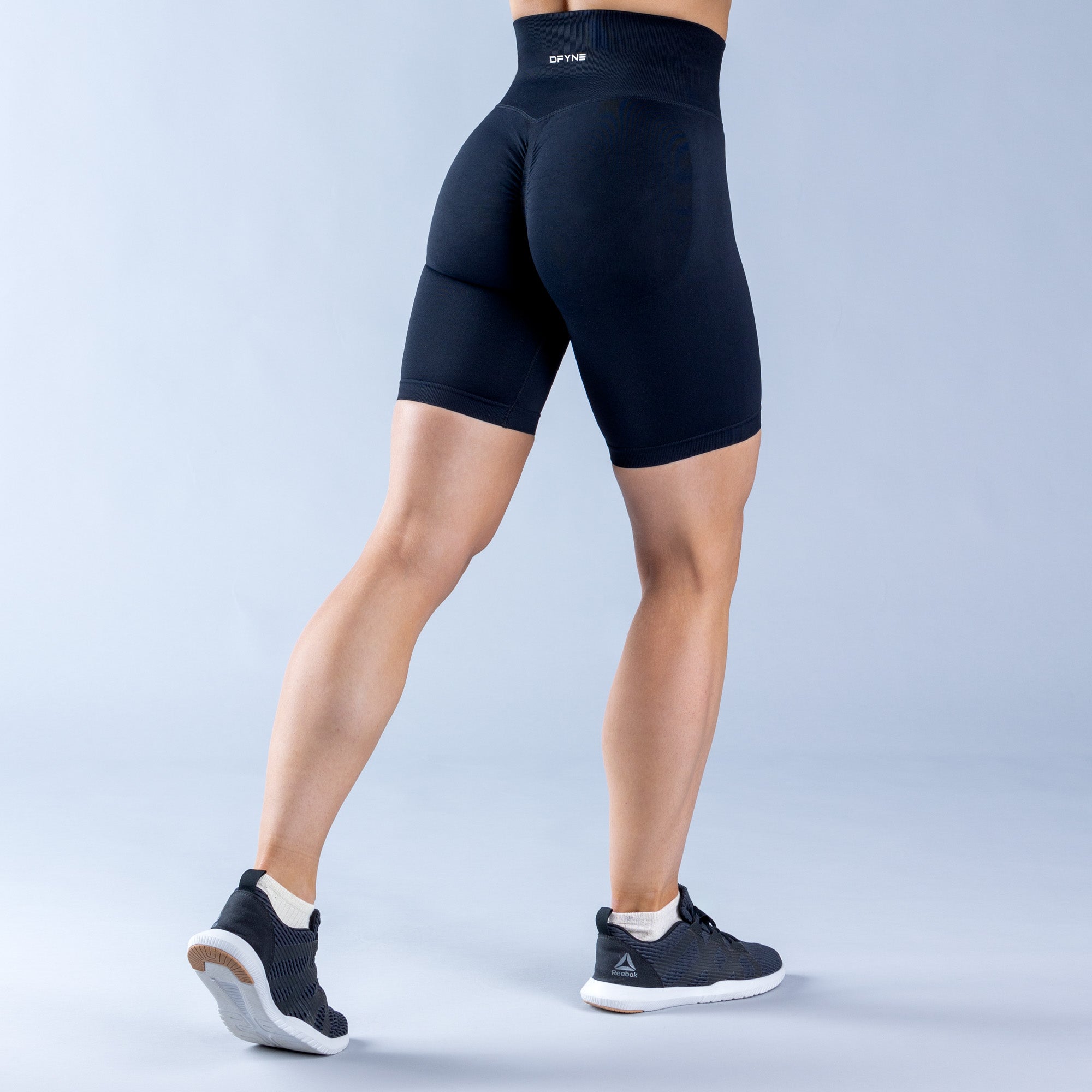 DFYNE Dynamic Shorts Dame Svarte | 61873-SQNU