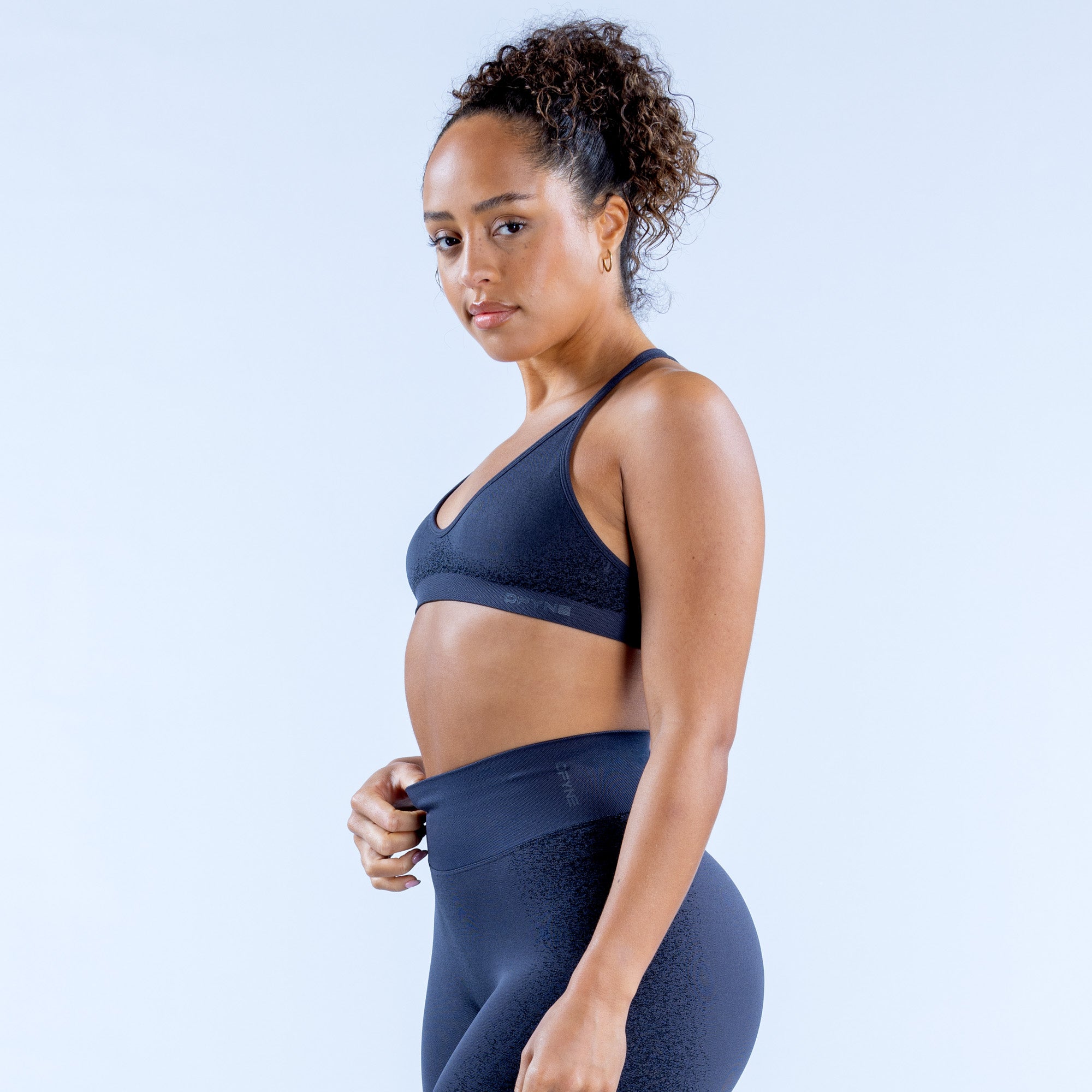 DFYNE Ignite Cross Back Sports BH Dame Grå | 70925-YZUV