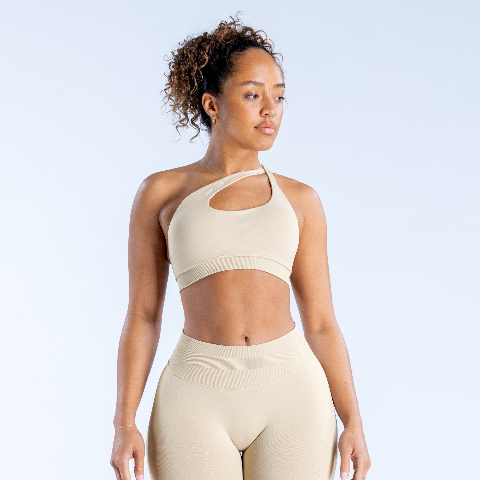 DFYNE Impact Asymmetric Sports BH Dame Beige | 74136-TGMS
