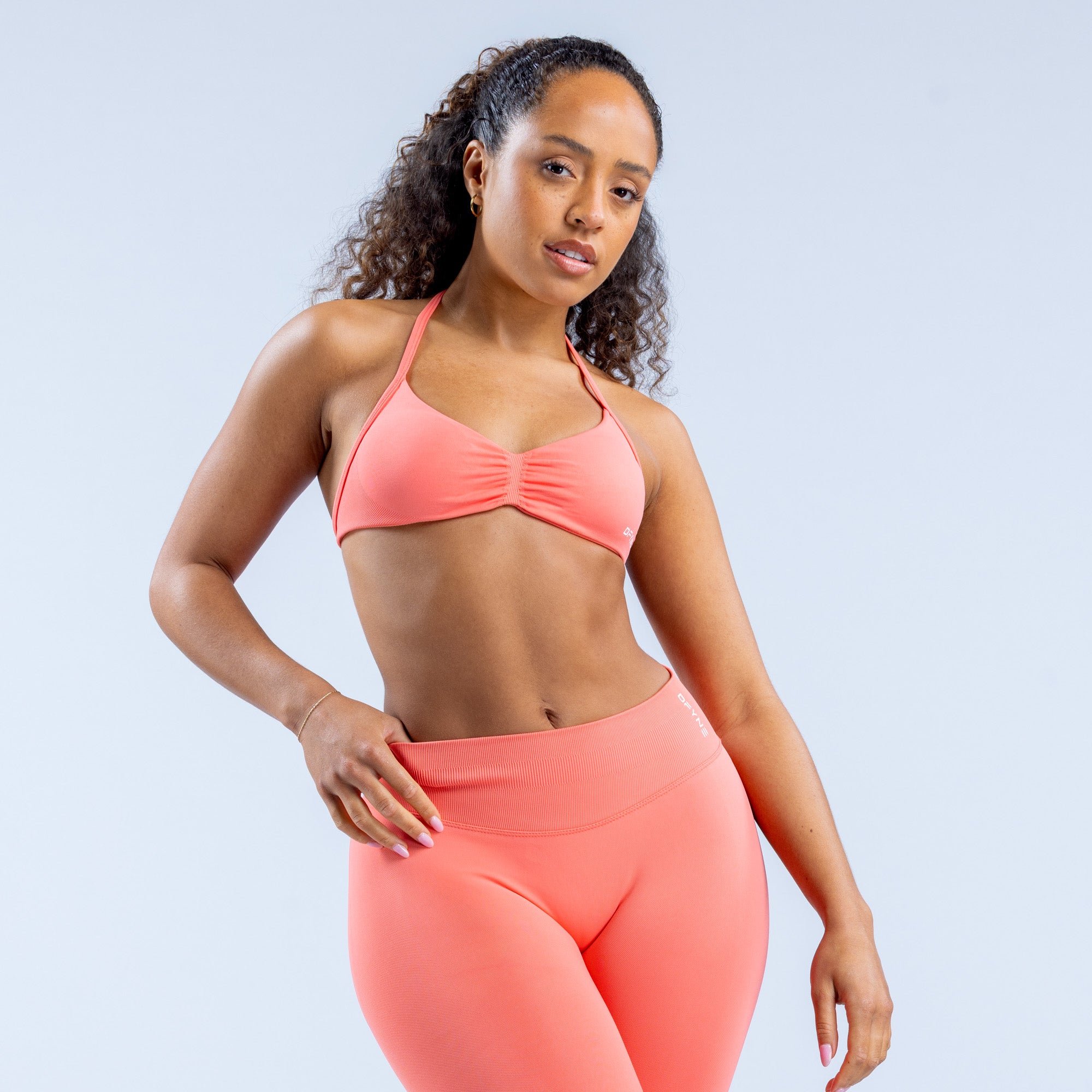DFYNE Impact Strappy Sports BH Dame Korall | 89203-KDGE