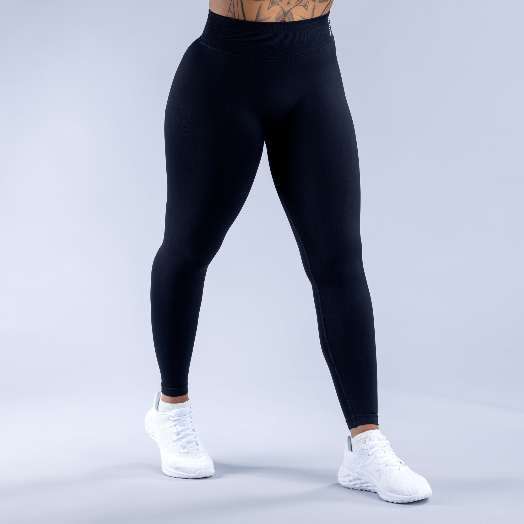 DFYNE Impact Tights Dame Svarte | 14896-GEOM