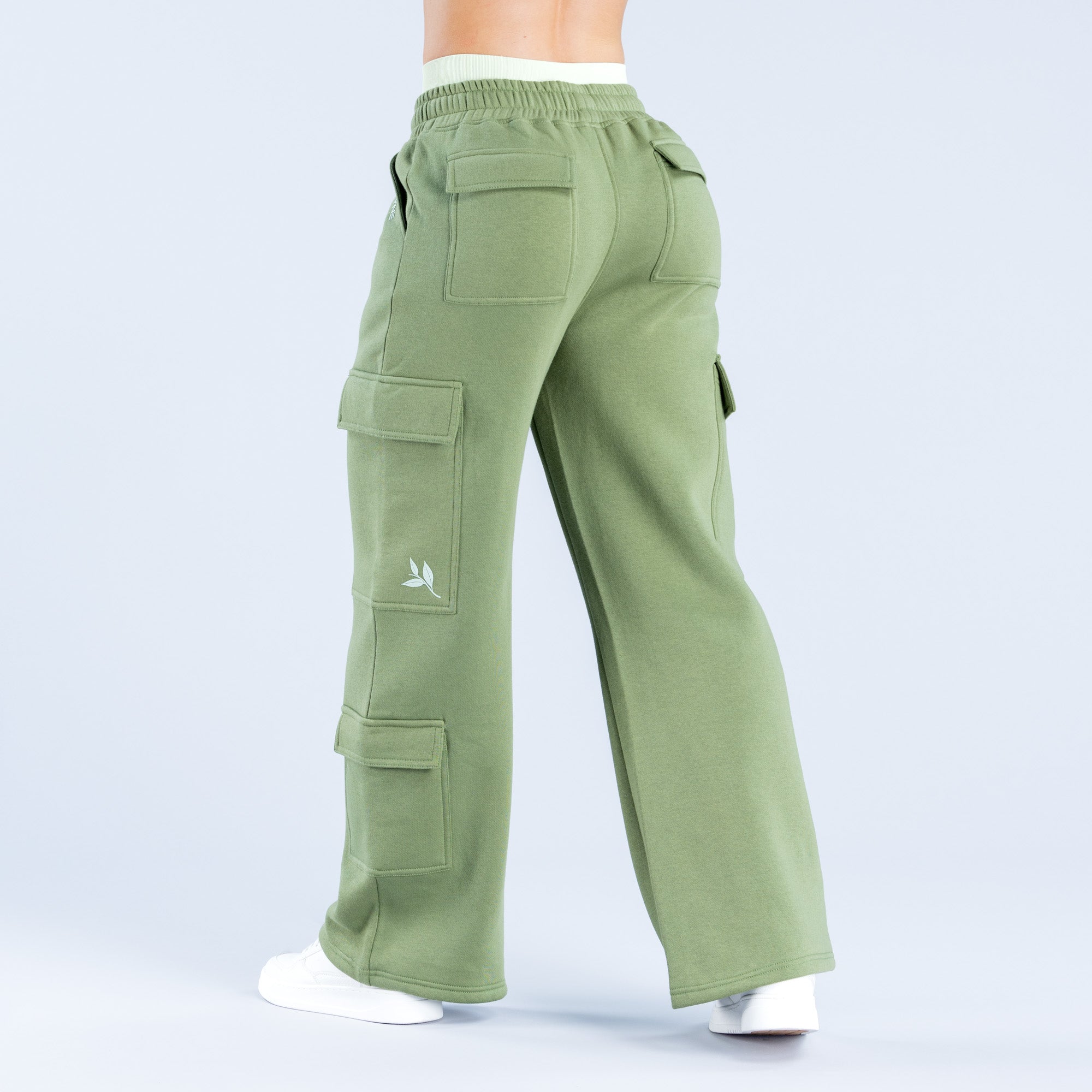 DFYNE Lanyi Edit Wide Leg Cargo Joggebukse Dame Dyp Grønn | 51783-ZBRG