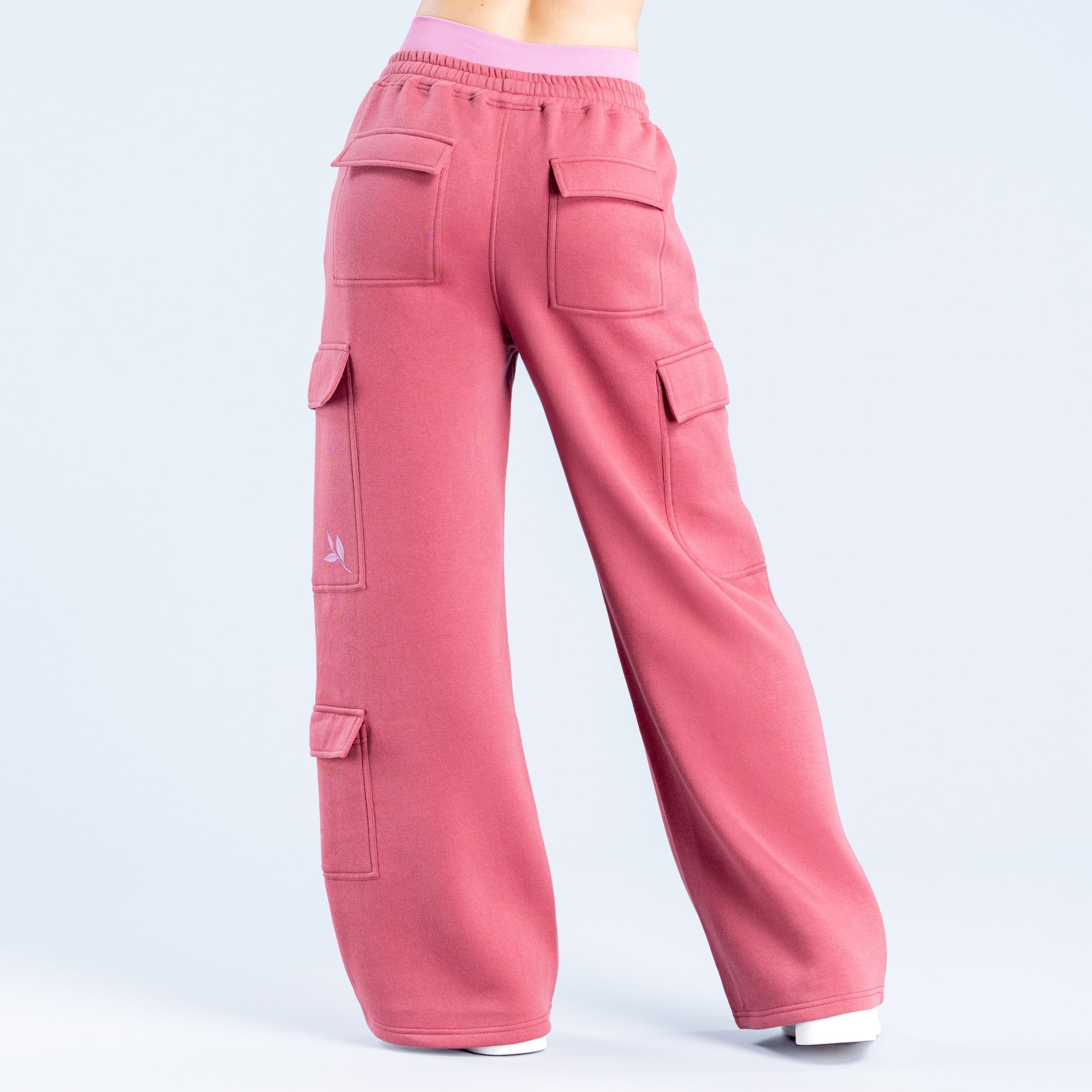 DFYNE Lanyi Edit Wide Leg Cargo Joggebukse Dame Dyp Rosa | 21543-OMIE