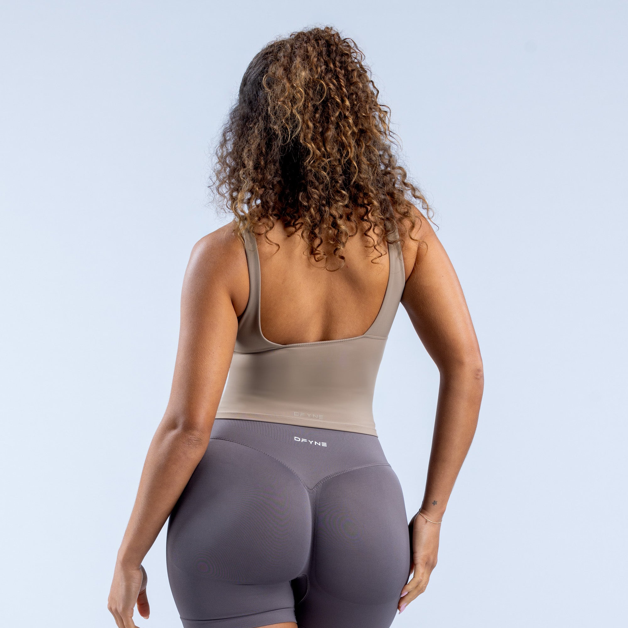 DFYNE Origin Minimal Sports Top Dame Khaki | 29341-EWTN