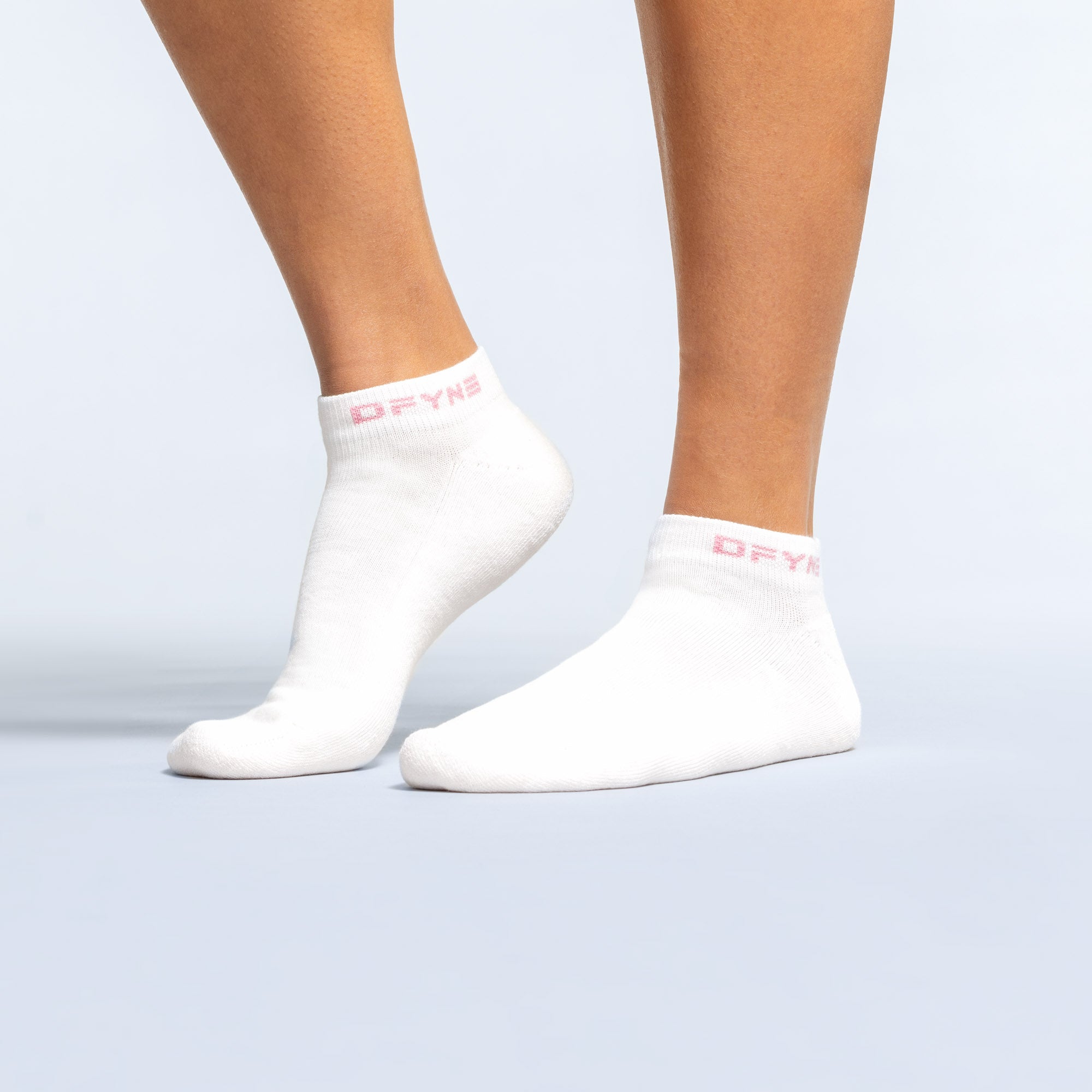 DFYNE Revive Ankle Sokker Dame Hvite Lyse Rosa Rosa | 81052-LKJR