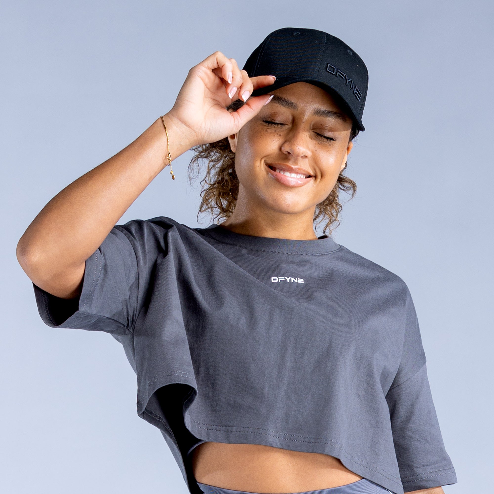 DFYNE Signature Cap Dame Svarte | 74280-RELV