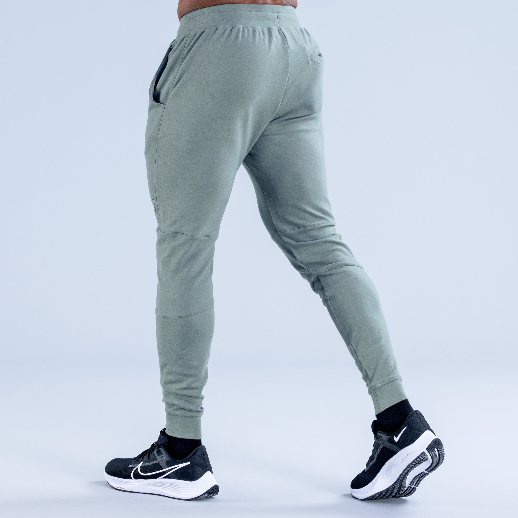 DFYNE Stealth Tapered Joggebukse Herre Olivengrønne | 27951-PAVJ